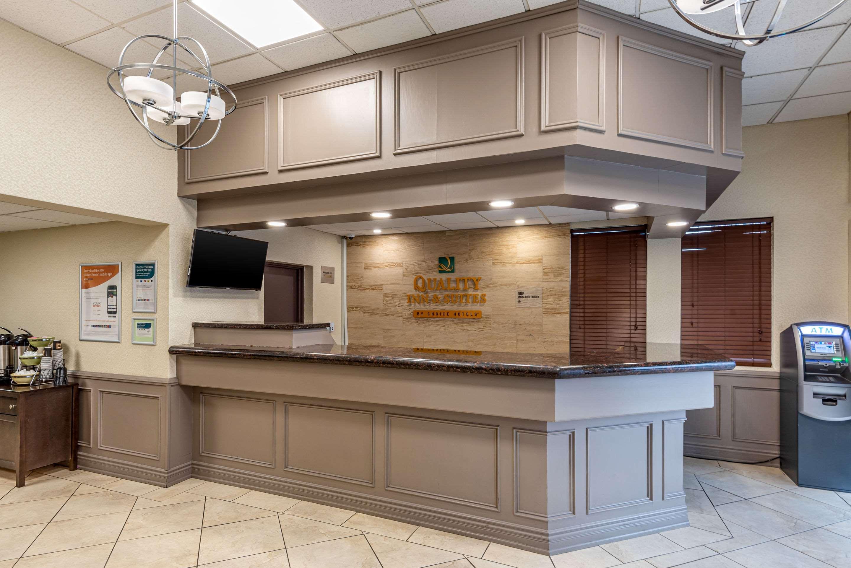 Quality Inn & Suites Niagara Falls Esterno foto