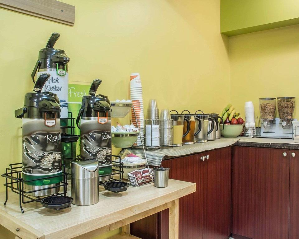 Quality Inn & Suites Niagara Falls Esterno foto