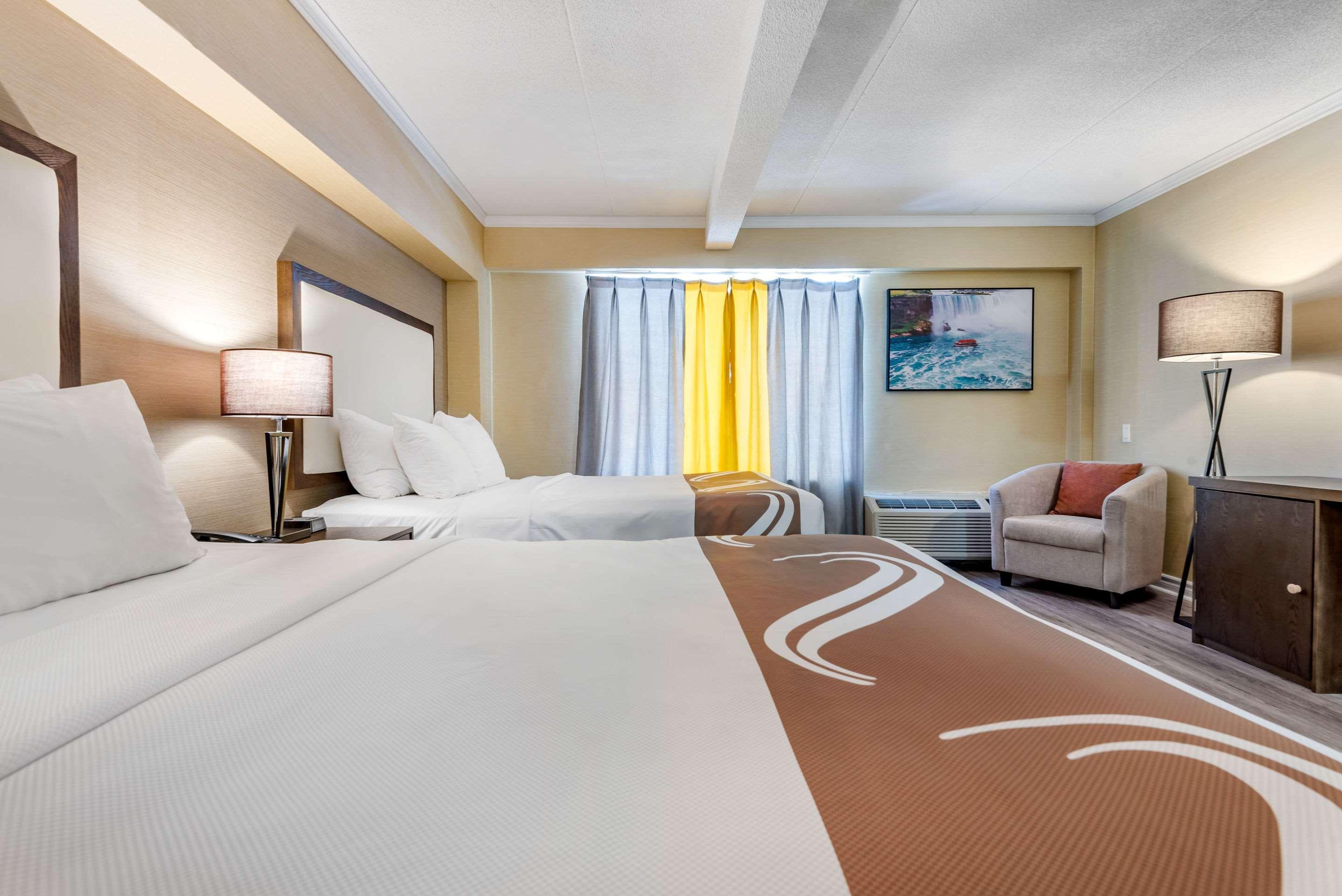Quality Inn & Suites Niagara Falls Esterno foto