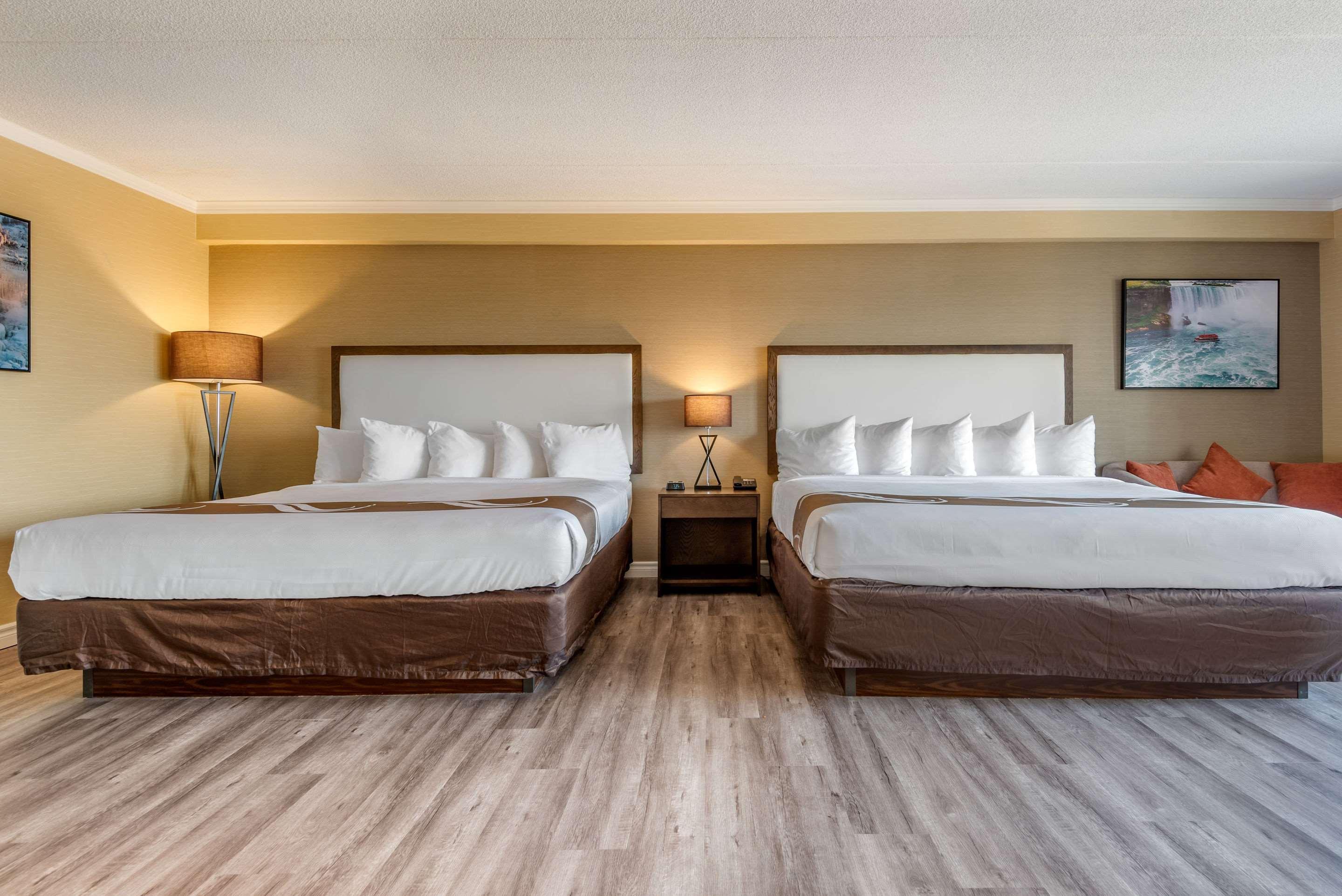 Quality Inn & Suites Niagara Falls Esterno foto