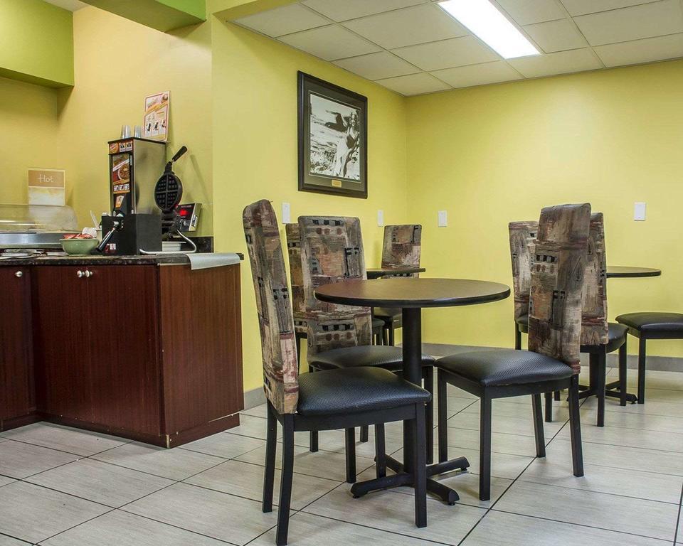 Quality Inn & Suites Niagara Falls Esterno foto