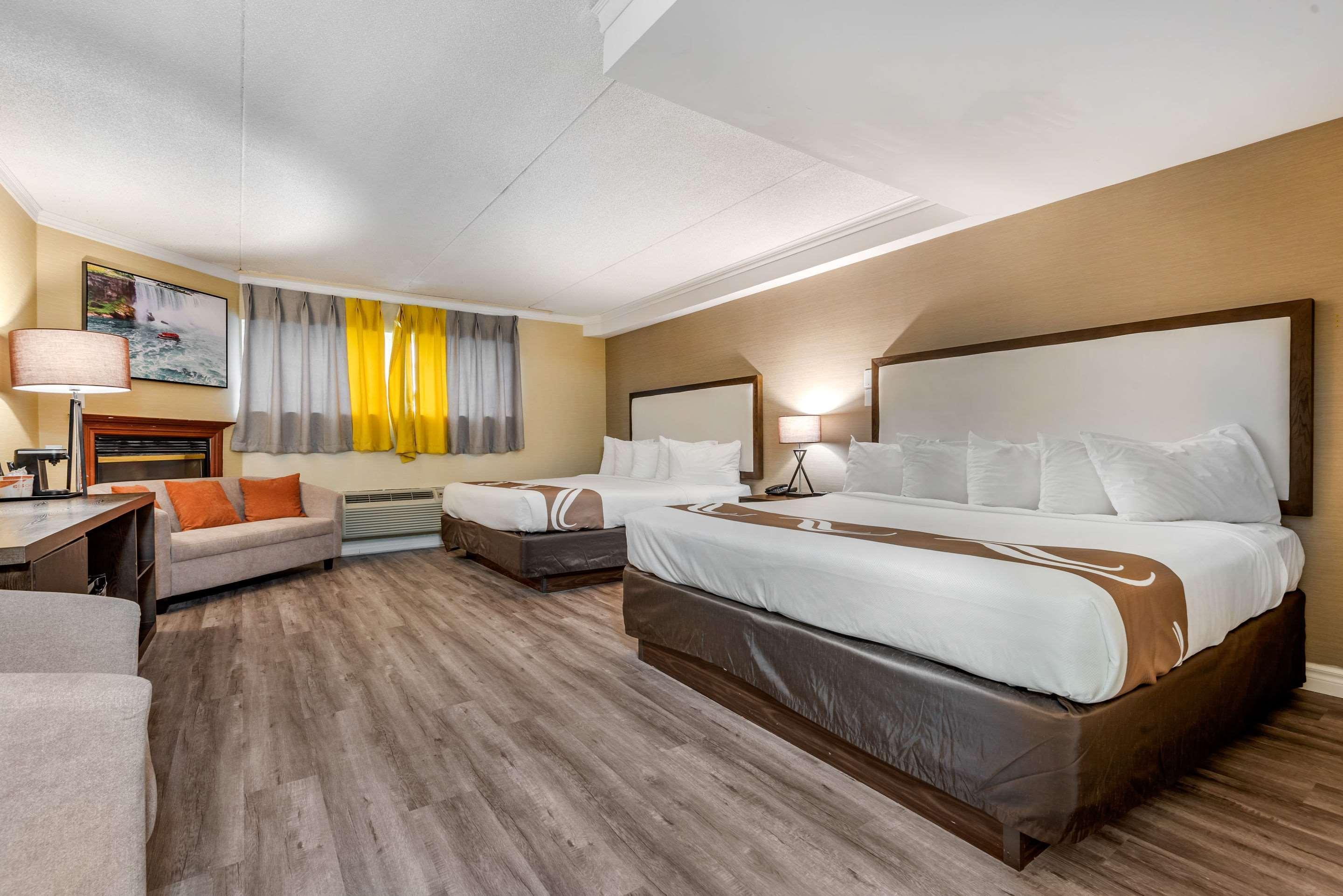 Quality Inn & Suites Niagara Falls Esterno foto
