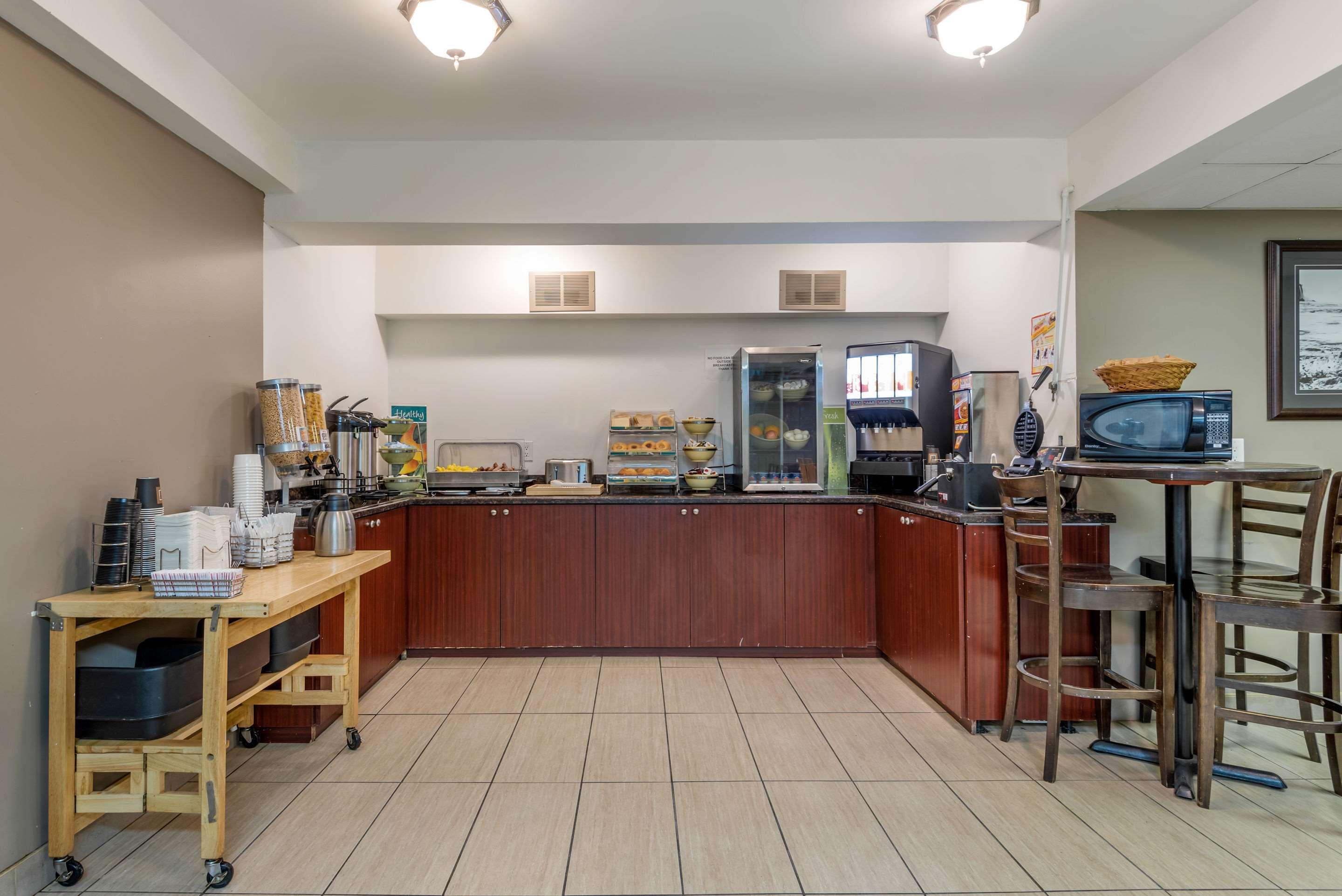 Quality Inn & Suites Niagara Falls Esterno foto