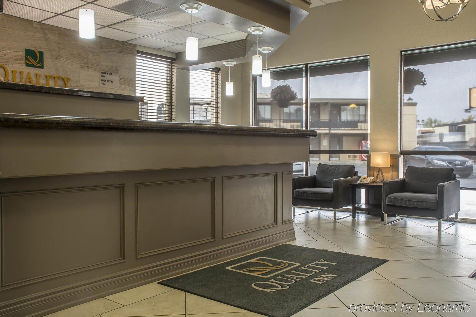 Quality Inn & Suites Niagara Falls Esterno foto